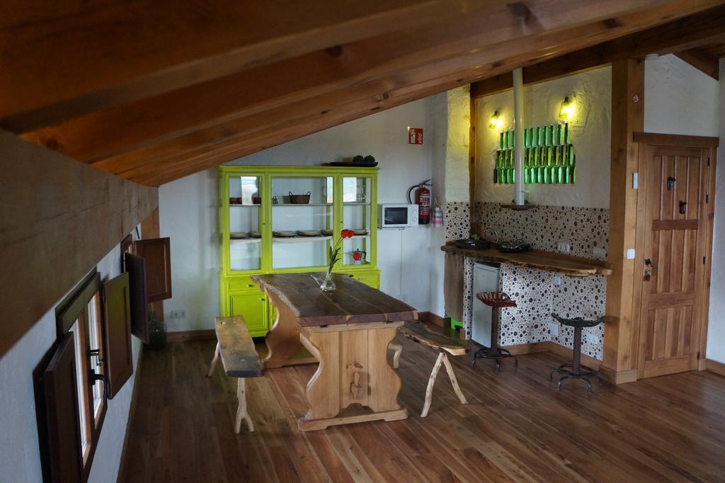 Casa Rural Bioenergetica La Serrezuela Olmos de Atapuerca ภายนอก รูปภาพ